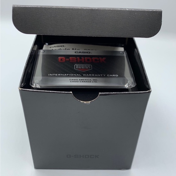 Men's Casio G-Shock Classic Black Strap Watch with Octagonal Black Dial - Picture 12 of 13